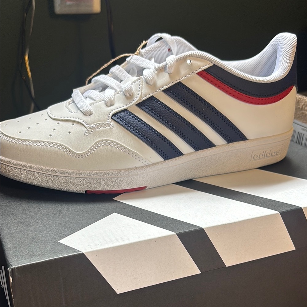 Adidas White and Blue Hoops 4.0 - Picture 2 of 5